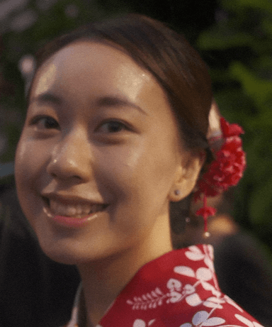 邱裔 忻 - Naomi Chiou