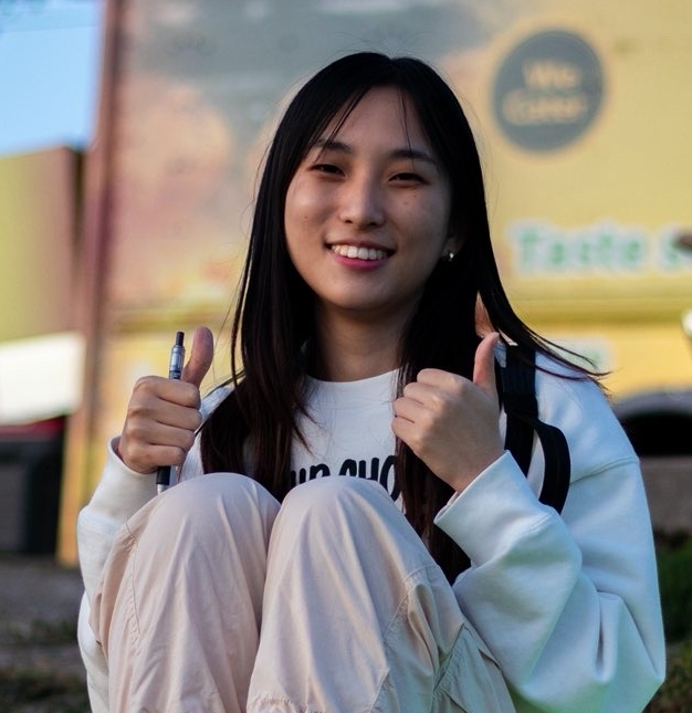 杨雅雯 えみりー